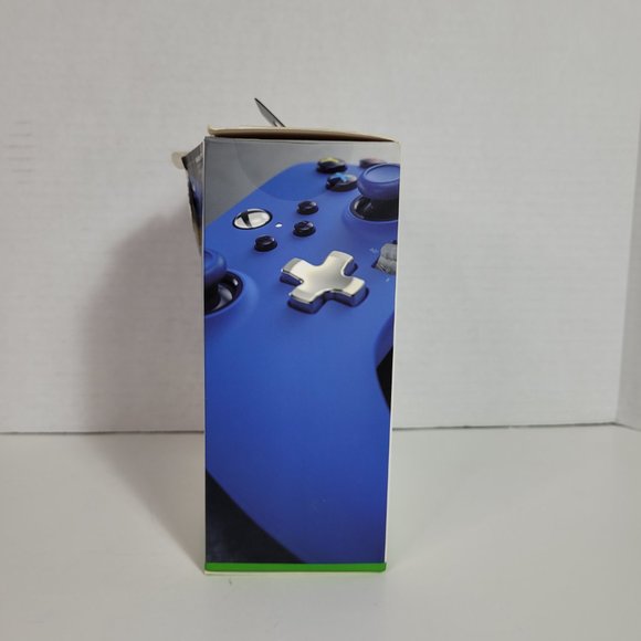 Power A Wired Controller For Xbox Series Bold Blue - Picture 8 of 9